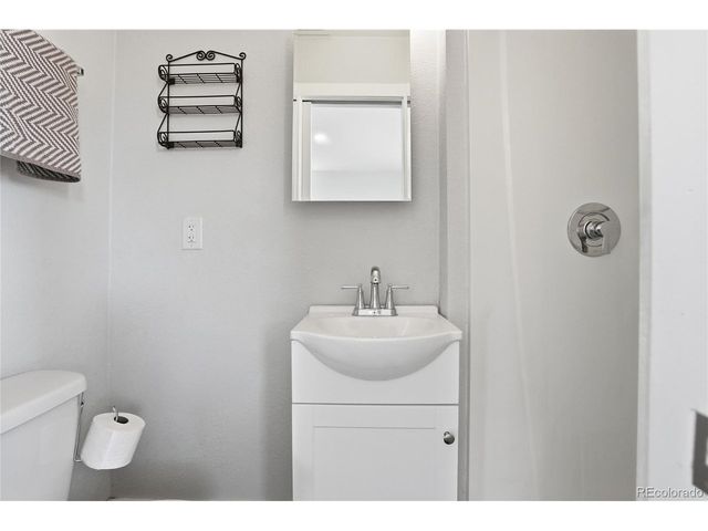 81 Bowie Ct, Denver, CO 80221