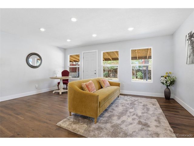 81 Bowie Ct, Denver, CO 80221