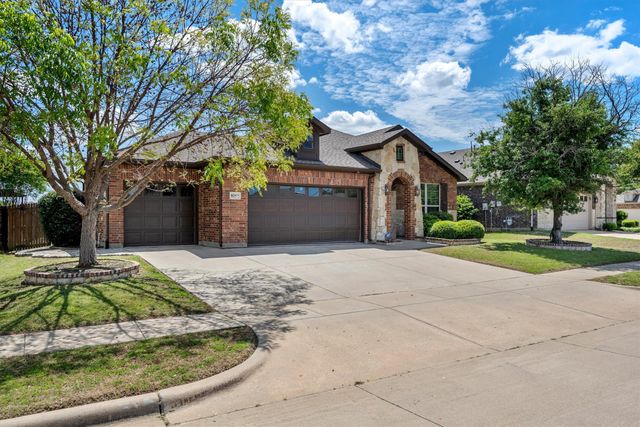 9257 Water Oak Drive, Arlington, TX 76002