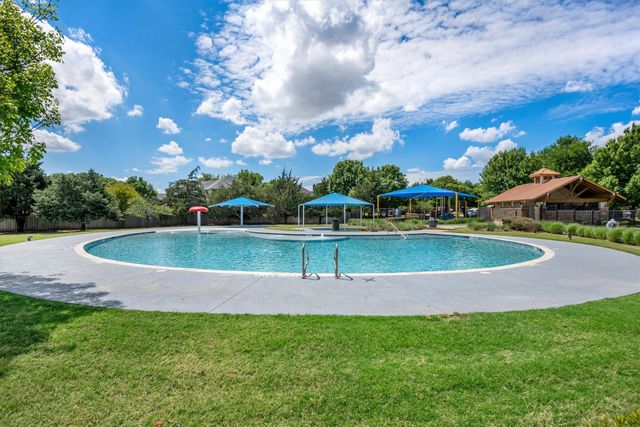 9257 Water Oak Drive, Arlington, TX 76002