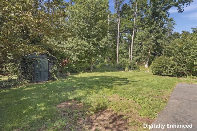 15 Homestead Rd, Middleboro, MA 02346