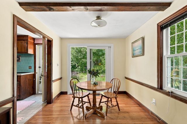 15 Homestead Rd, Middleboro, MA 02346