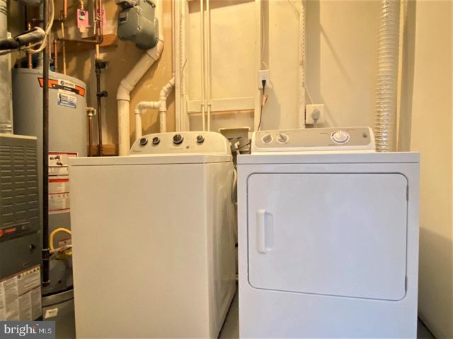 44190 MOSSY BROOK SQ, Ashburn, VA 20147