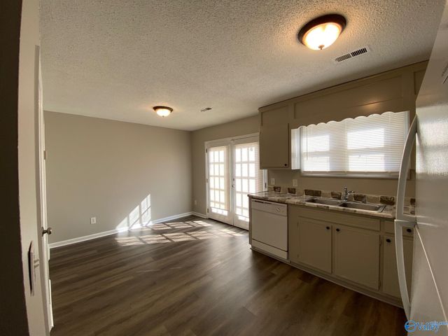 9017 Mahogany Row A, Huntsville, AL 35802