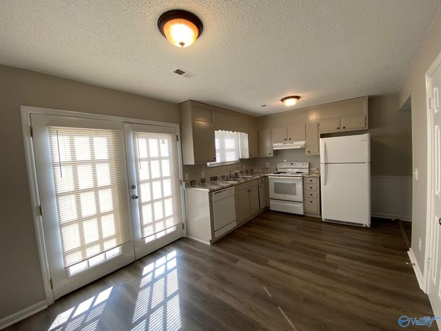 9017 Mahogany Row A, Huntsville, AL 35802