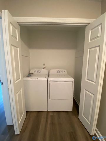 9017 Mahogany Row A, Huntsville, AL 35802