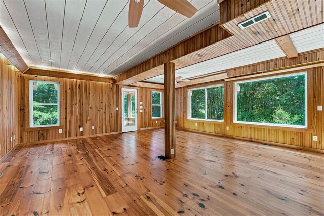 1658 66th Street, Fennville, MI 49408