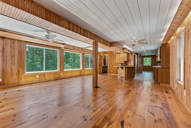 1658 66th Street, Fennville, MI 49408