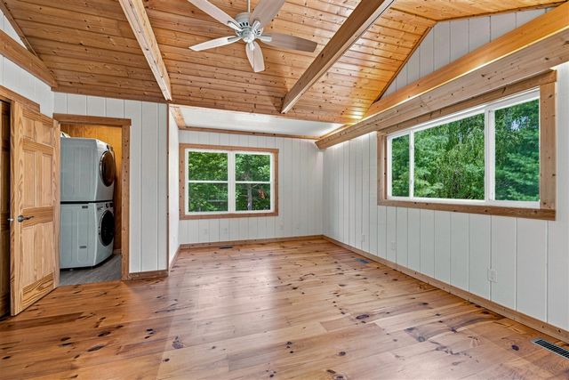 1658 66th Street, Fennville, MI 49408