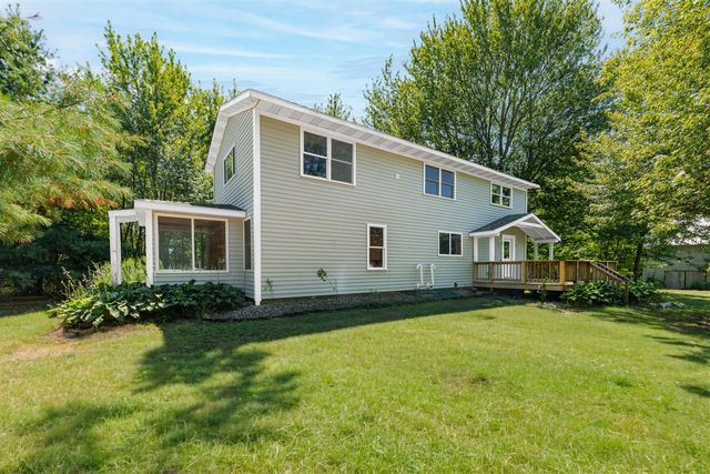 1658 66th Street, Fennville, MI 49408