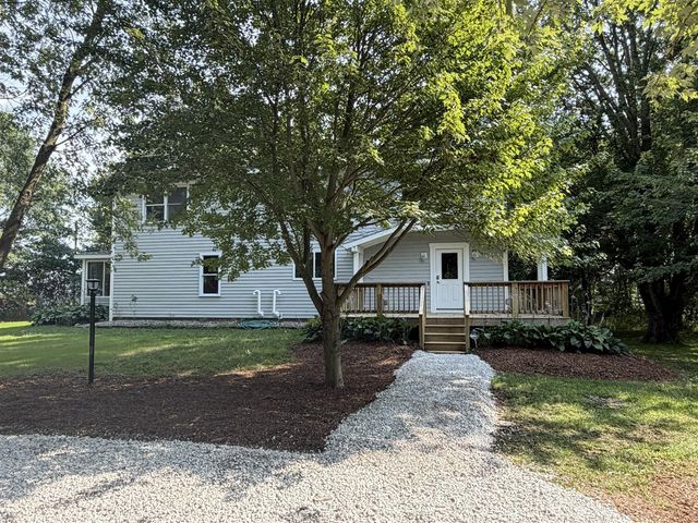 1658 66th Street, Fennville, MI 49408