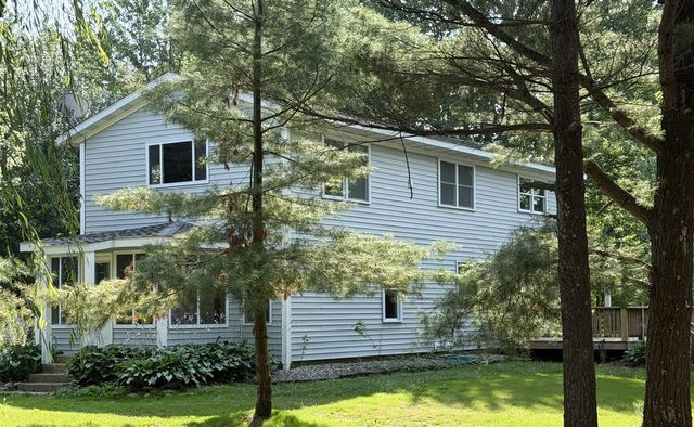 1658 66th Street, Fennville, MI 49408