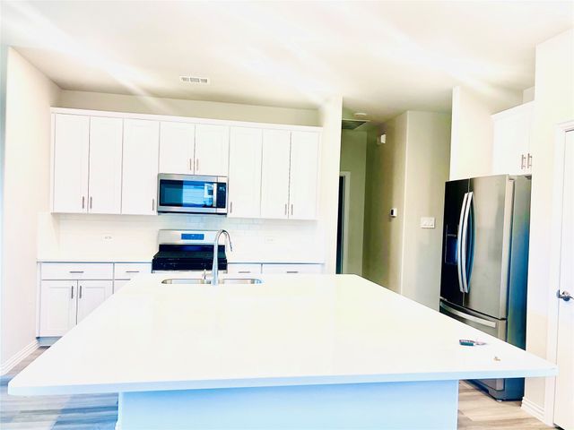 3904 Marble Falls, Farmersville, TX 75442