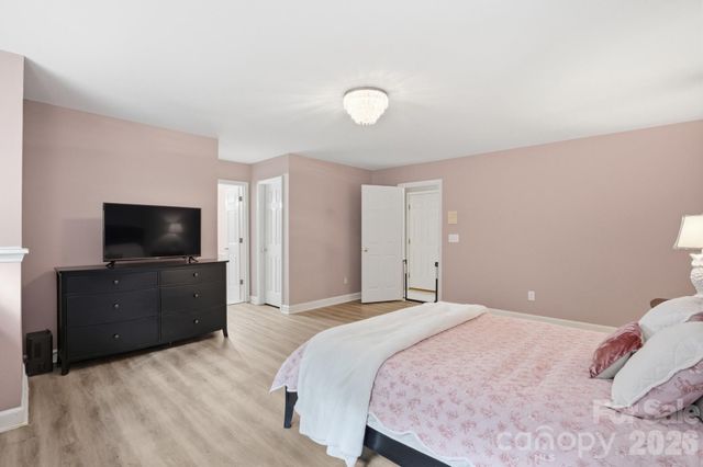 9026 Saint Pierre Lane, Charlotte, NC 28277