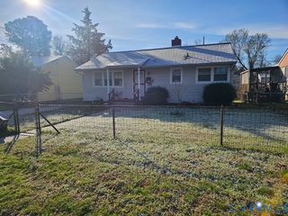 838 Fort Henry St, Petersburg, VA 23803