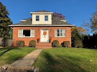 309 Erie Ave, Midland Park Boro, NJ 07432