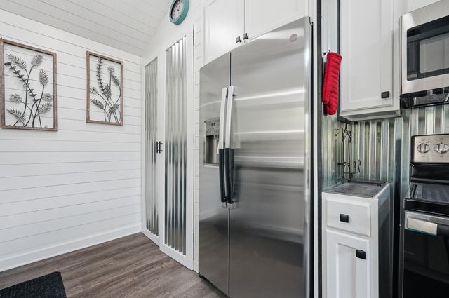 401 Holley King Road, Defuniak Springs, FL 32433