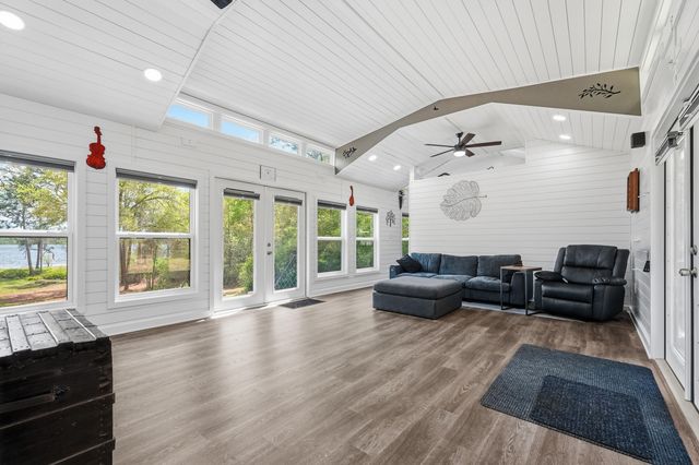 401 Holley King Road, Defuniak Springs, FL 32433