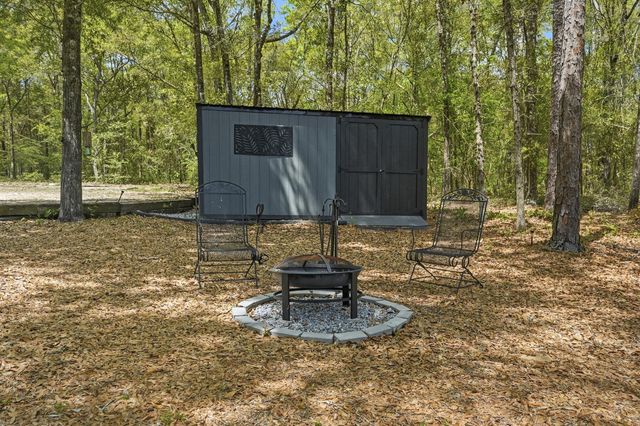 401 Holley King Road, Defuniak Springs, FL 32433