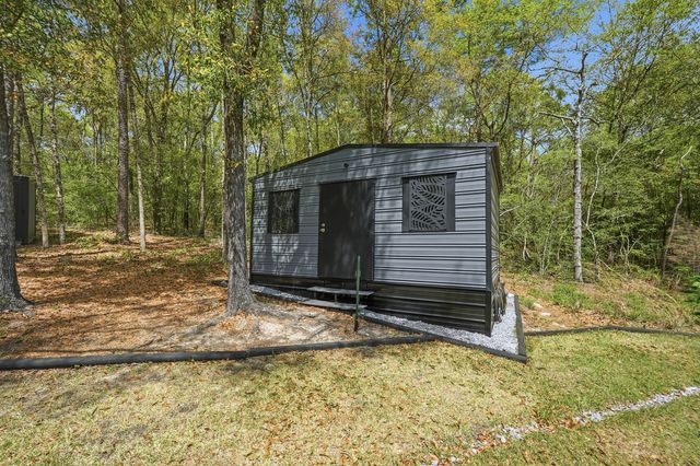 401 Holley King Road, Defuniak Springs, FL 32433