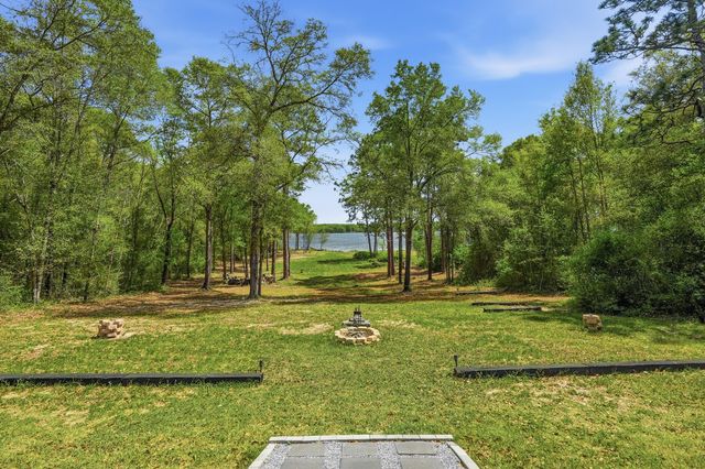 401 Holley King Road, Defuniak Springs, FL 32433