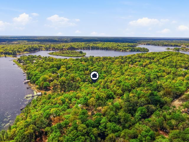 401 Holley King Road, Defuniak Springs, FL 32433