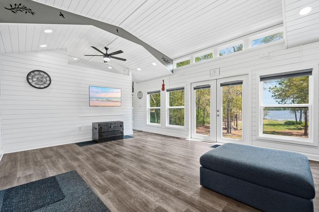 401 Holley King Road, Defuniak Springs, FL 32433