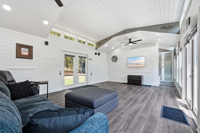 401 Holley King Road, Defuniak Springs, FL 32433