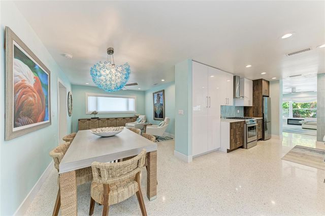 580 LINLEY STREET, Longboat Key, FL 34228