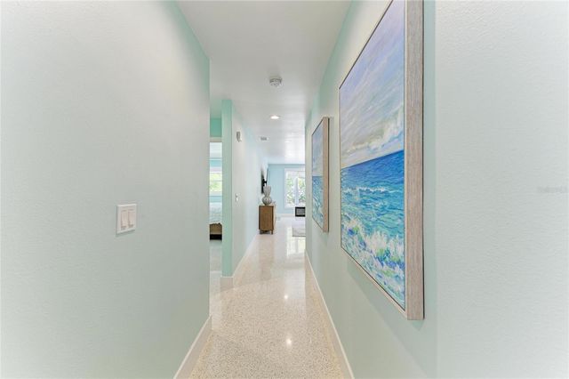 580 LINLEY STREET, Longboat Key, FL 34228