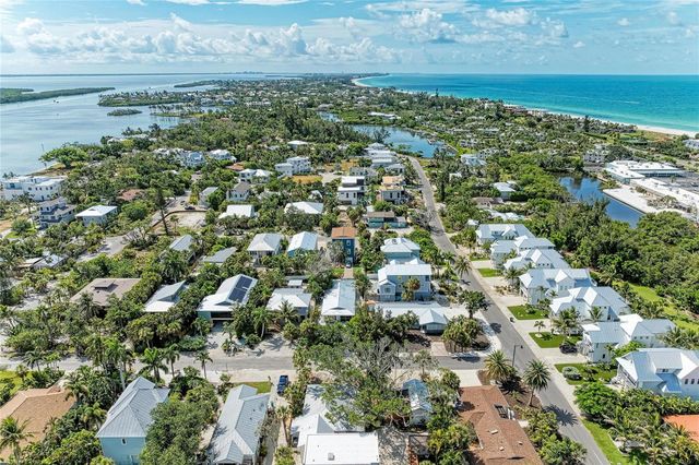 580 LINLEY STREET, Longboat Key, FL 34228