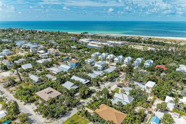 580 LINLEY STREET, Longboat Key, FL 34228