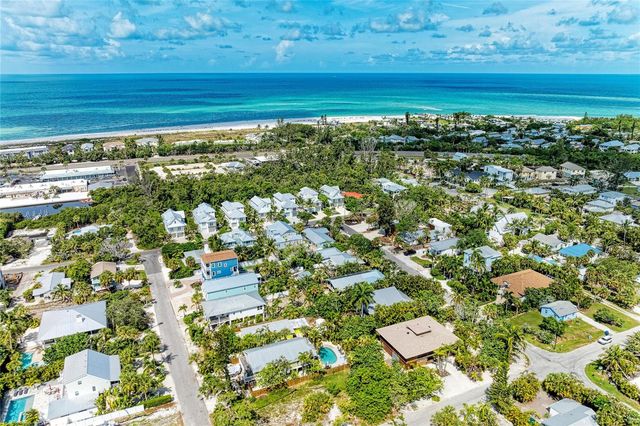 580 LINLEY STREET, Longboat Key, FL 34228