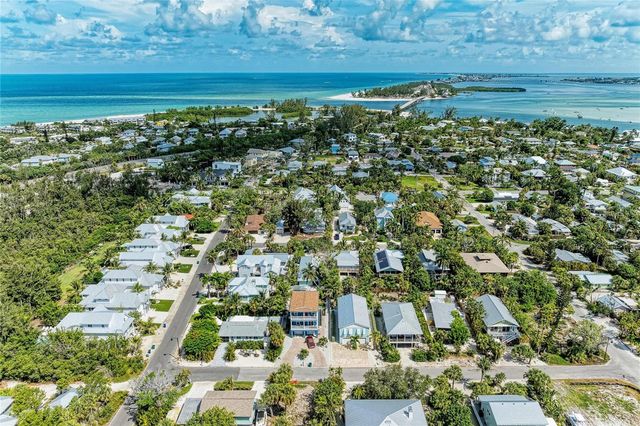 580 LINLEY STREET, Longboat Key, FL 34228