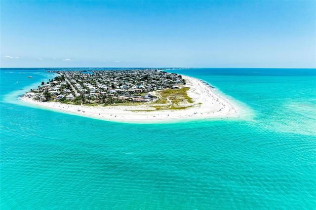 580 LINLEY STREET, Longboat Key, FL 34228
