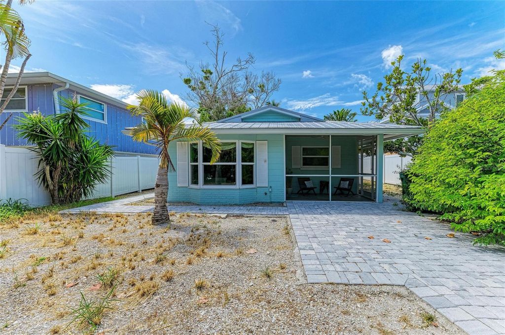 580 LINLEY STREET, Longboat Key, FL 34228