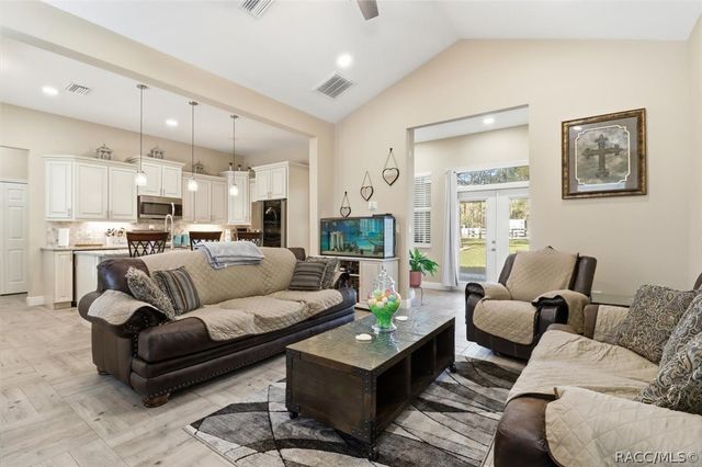 16146 Magnolia Warbler Road, Weeki Wachee, FL 34614