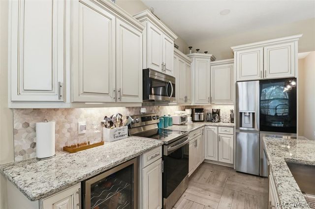 16146 Magnolia Warbler Road, Weeki Wachee, FL 34614