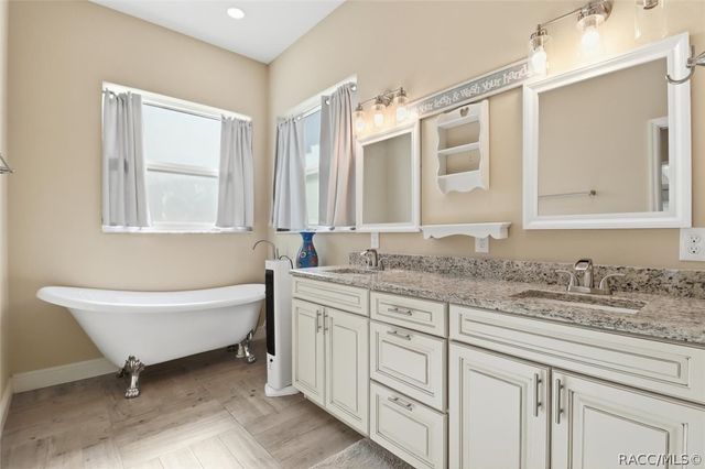 16146 Magnolia Warbler Road, Weeki Wachee, FL 34614