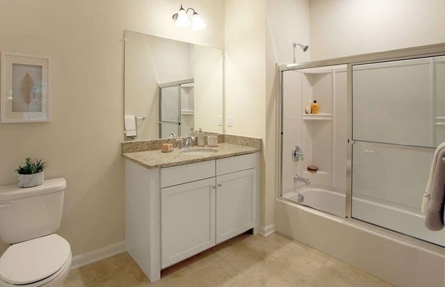22 Farmstead Ln 407, Sudbury, MA 01776