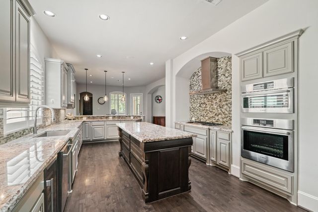 915 Windsor Woods Lane, Katy, TX 77494