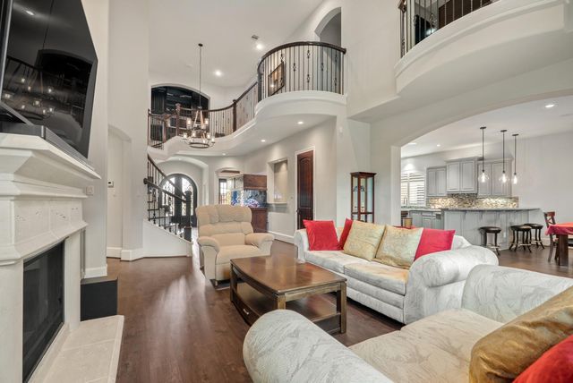 915 Windsor Woods Lane, Katy, TX 77494