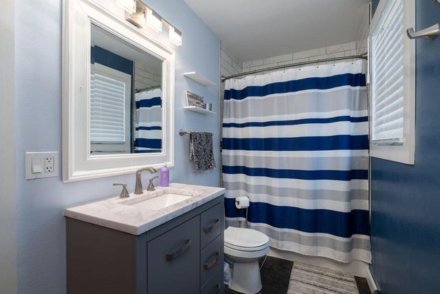 1653 Redfield STREET, La Crosse, WI 54601