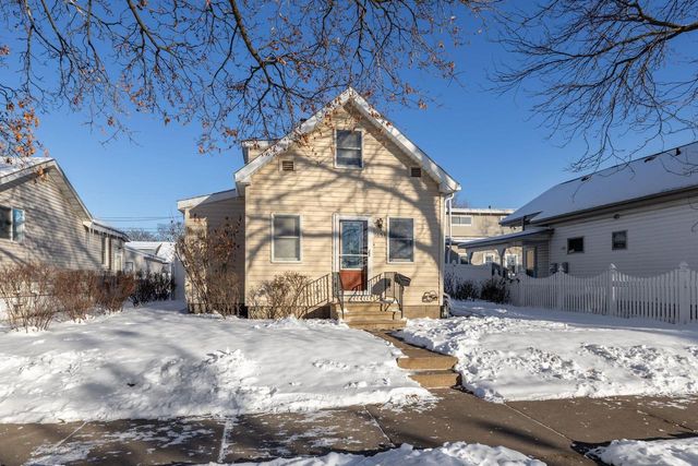 1653 Redfield STREET, La Crosse, WI 54601