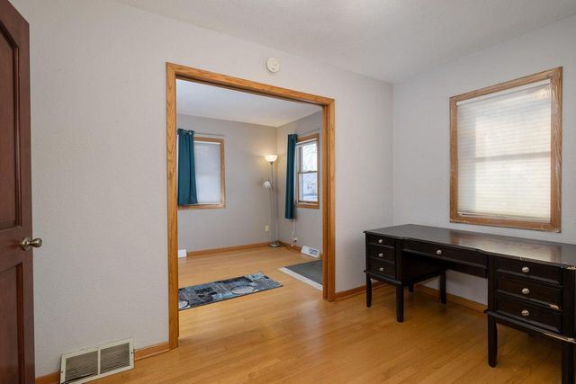 1653 Redfield STREET, La Crosse, WI 54601