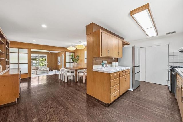 330 Hillview Drive, Fremont, CA 94536