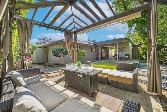 330 Hillview Drive, Fremont, CA 94536