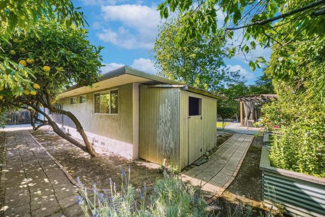 330 Hillview Drive, Fremont, CA 94536