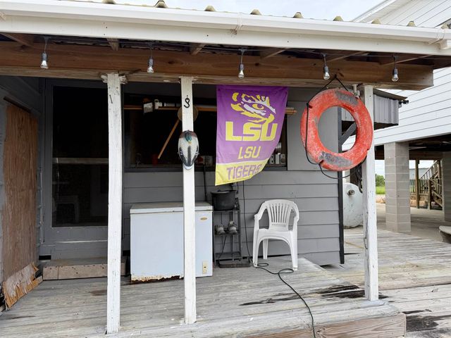 1117 Four Point Rd, Dulac, LA 70353