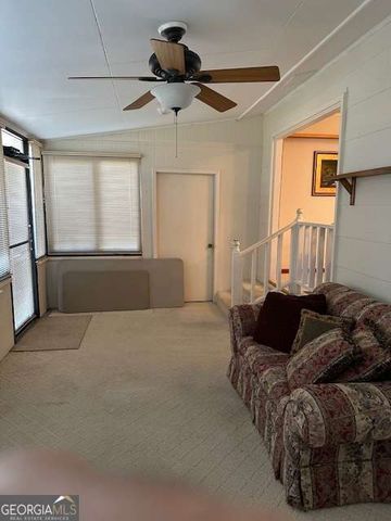 177 Nelson Avenue, Lyons, GA 30436